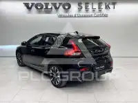 2019 Volvo V40