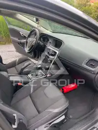 2019 Volvo V40