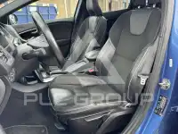 2019 Volvo V40