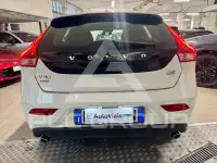 2019 Volvo V40