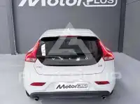 2019 Volvo V40