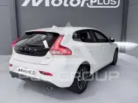 2019 Volvo V40