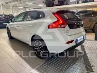2019 Volvo V40