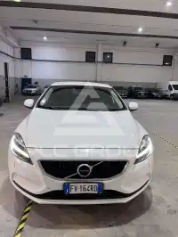 2019 Volvo V40
