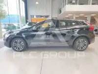 2019 Volvo V40