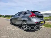 2019 Volvo V40
