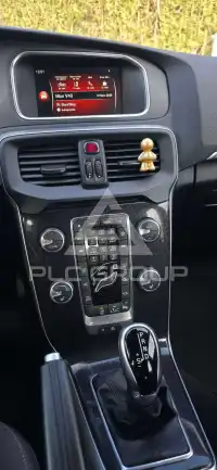 2019 Volvo V40
