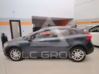 2019 Volvo V40