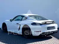 2019 Porsche Cayman