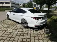 2019 Lexus ES300