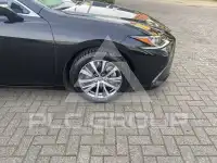2019 Lexus ES300