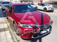 2019 Lexus ES300