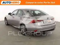 2019 Lexus IS300