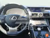 2019 Lexus IS300