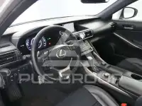 2019 Lexus IS300