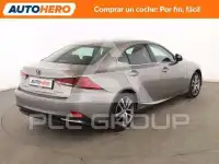 2019 Lexus IS300