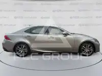 2019 Lexus IS300