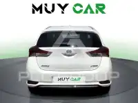 2019 Toyota AURIS