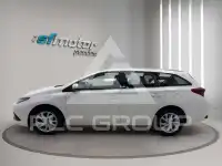 2019 Toyota AURIS