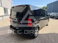 2019 Peugeot Traveller