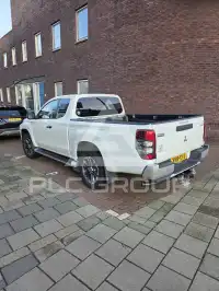 2020 Mitsubishi L200