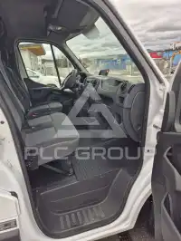 2020 Nissan NV 400