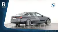 2020 BMW 740