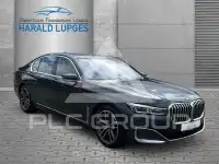 2020 BMW 740