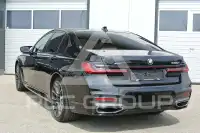 2020 BMW 740