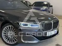 2020 BMW 750