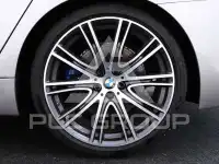 2020 BMW 530