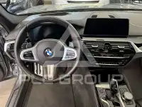 2020 BMW 530