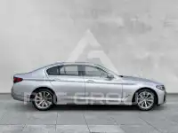 2020 BMW 530