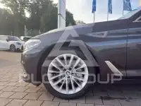 2020 BMW 530