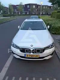 2020 BMW 530