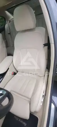 2020 BMW 530