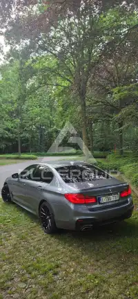 2020 BMW 530