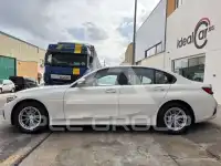 2020 BMW 320