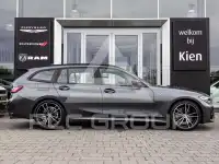 2020 BMW 320