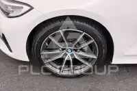 2020 BMW 320