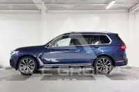 2020 BMW X7