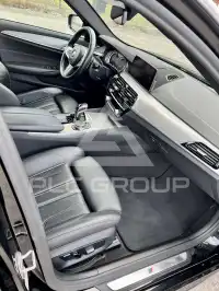 2020 BMW 520