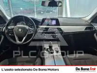 2020 BMW 520