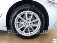 2020 BMW 520