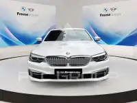 2020 BMW 520