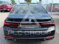 2020 BMW 730