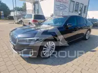 2020 BMW 730