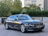 2020 BMW 730