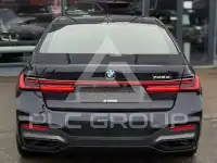 2020 BMW 745