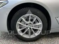 2020 BMW 518